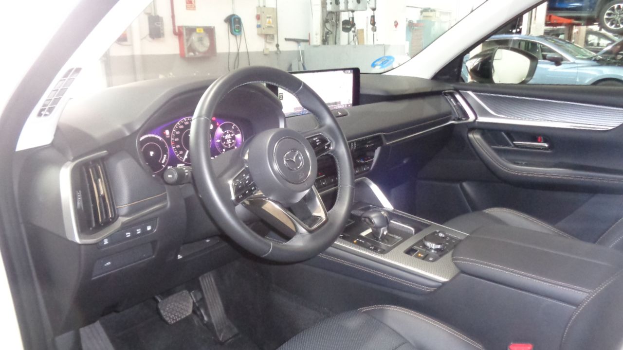 Foto Mazda CX-60 13