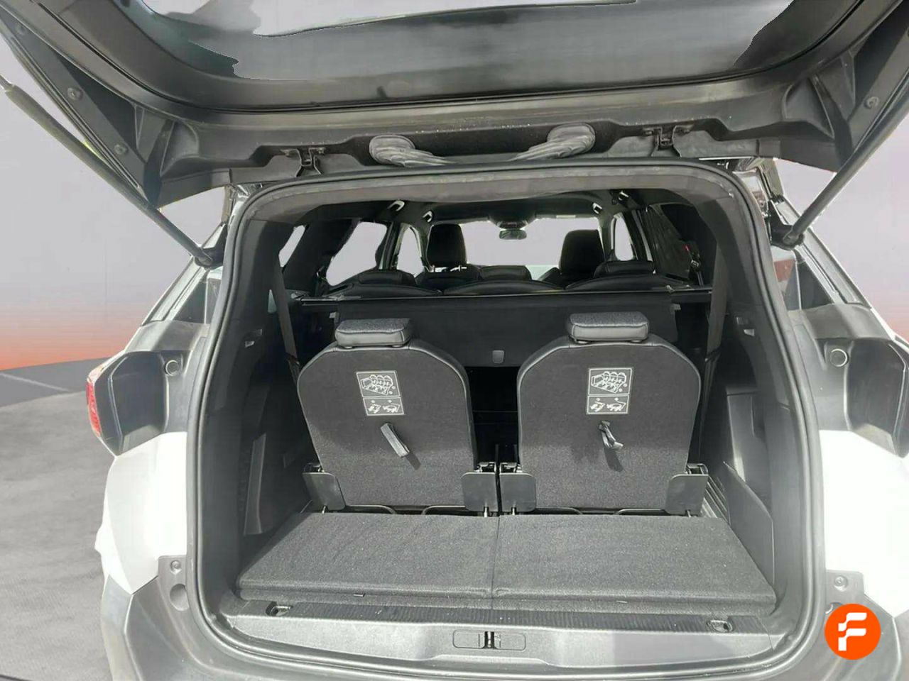 Foto Peugeot 5008 17