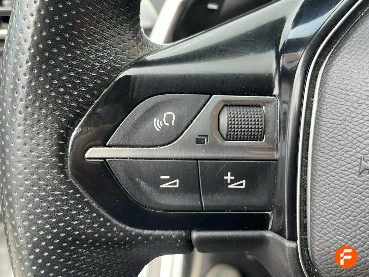 Foto Peugeot 5008 23