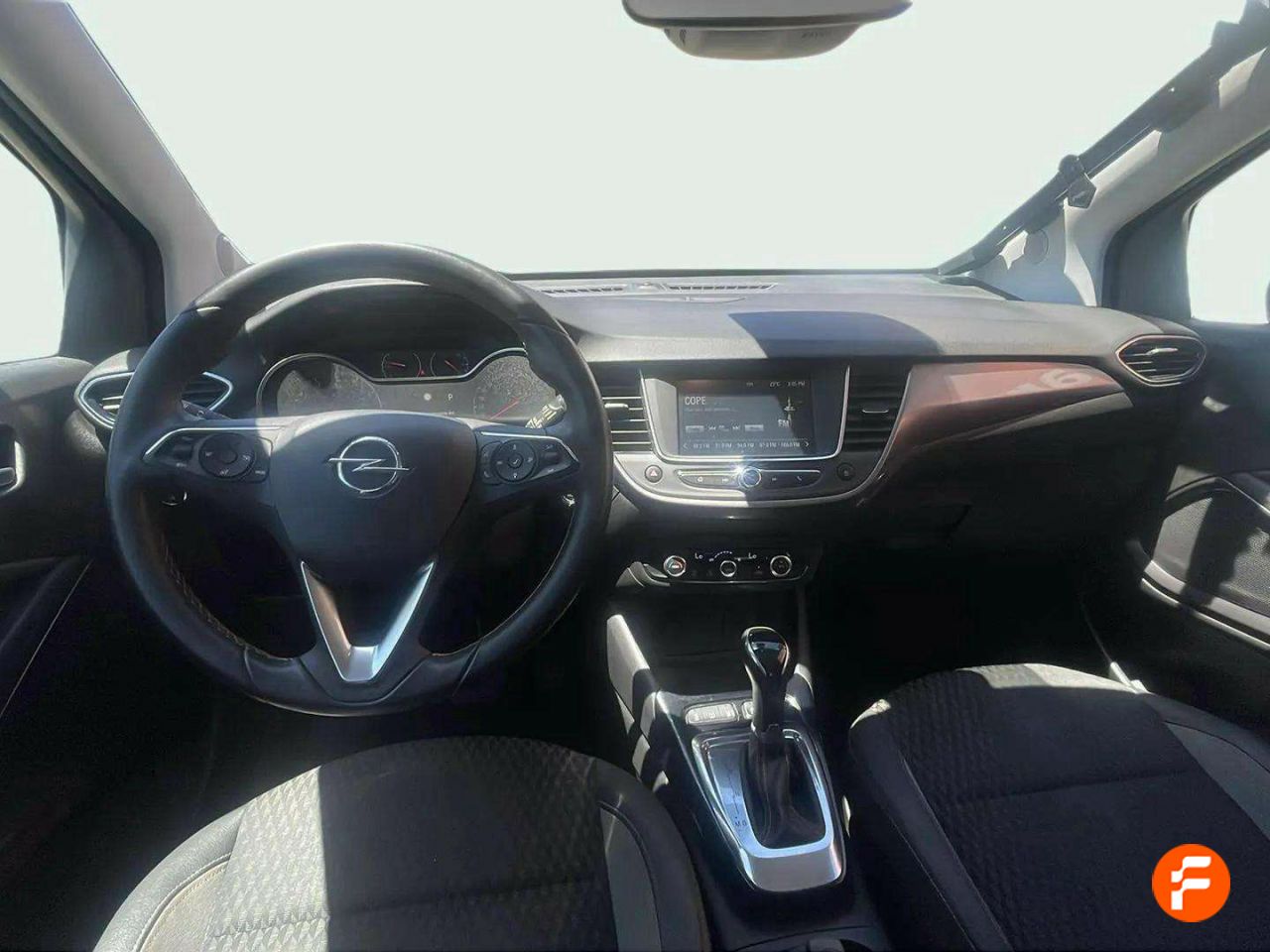 Foto Opel Crossland X 10