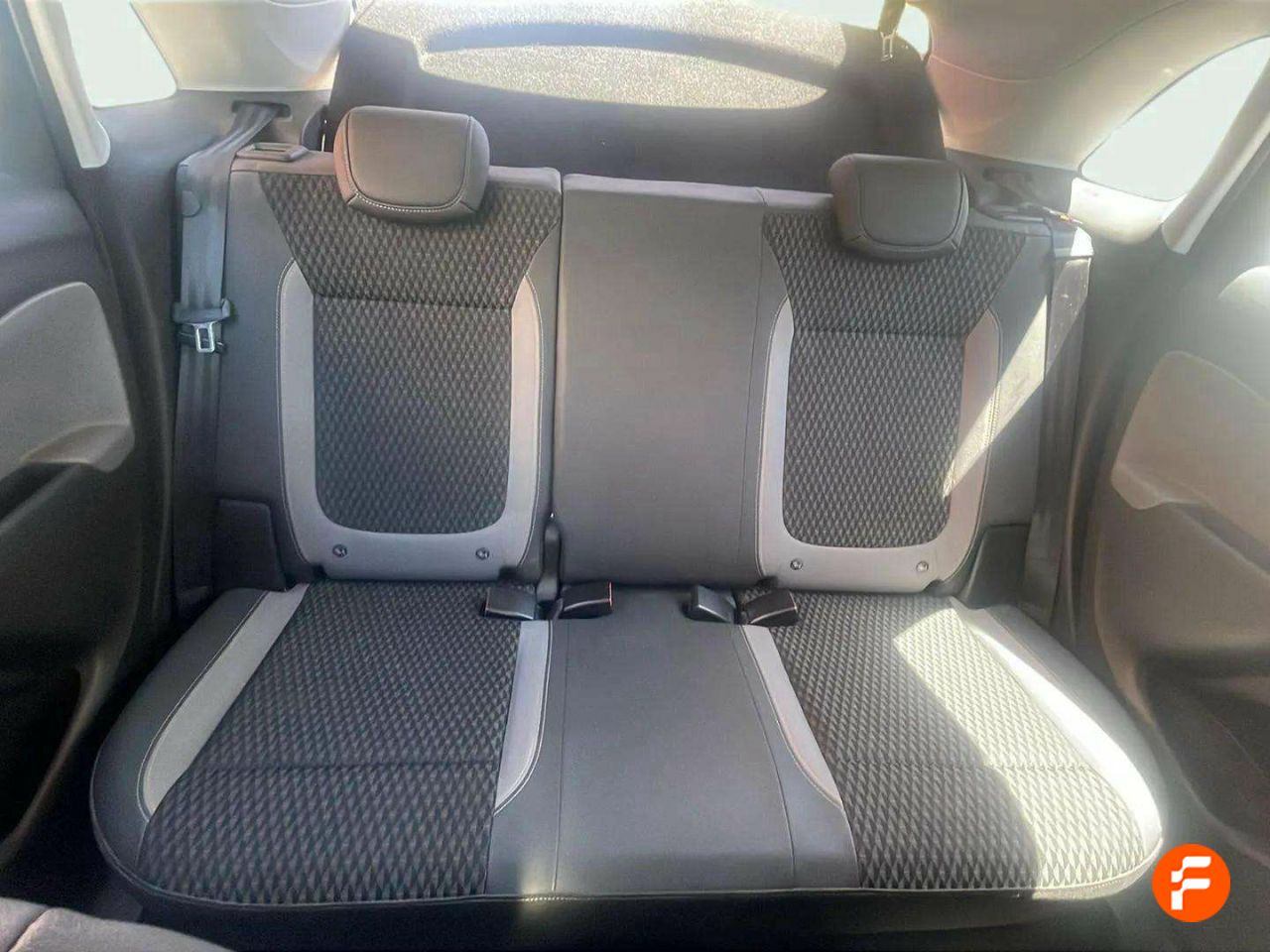 Foto Opel Crossland X 16
