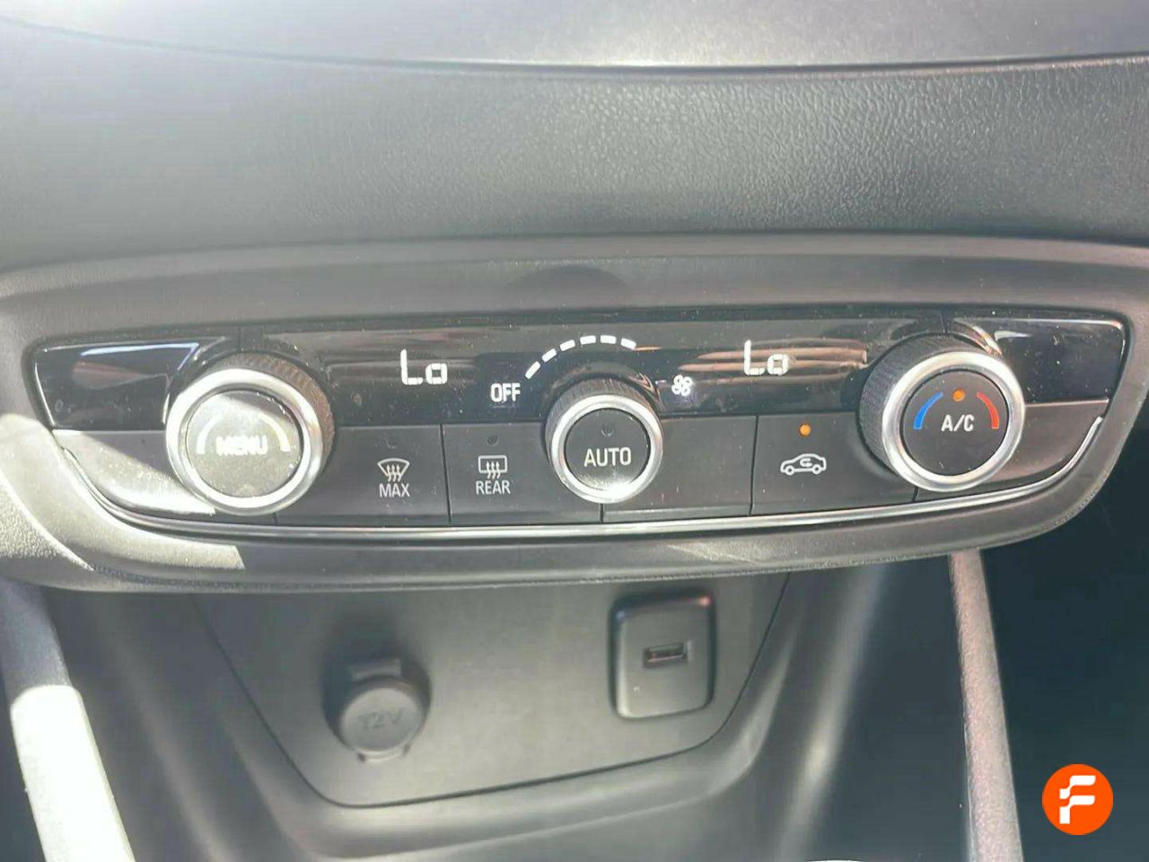Foto Opel Crossland X 27