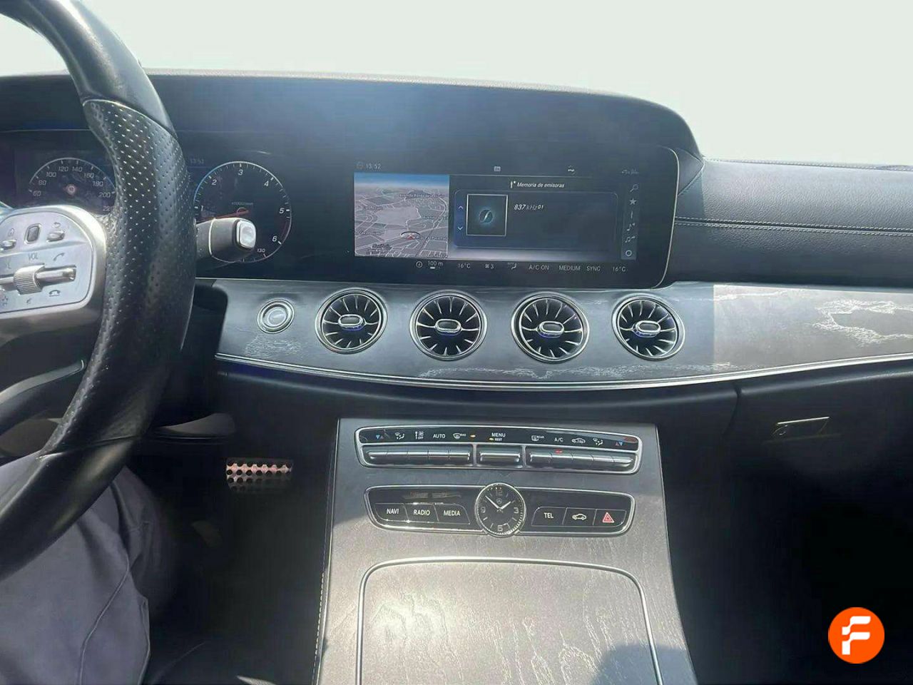 Foto Mercedes-Benz Clase CLS 11