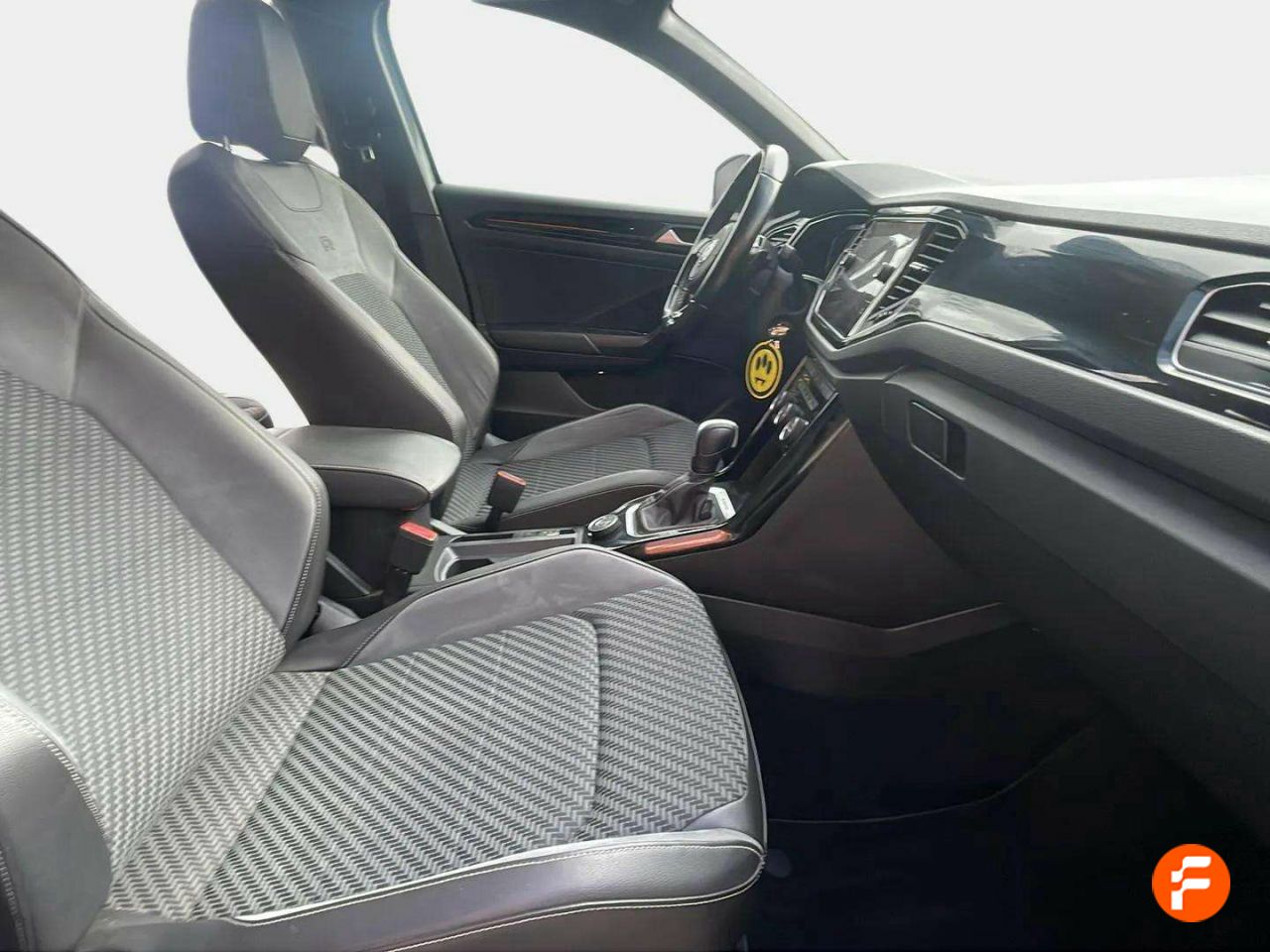 Foto Volkswagen T-Roc 15