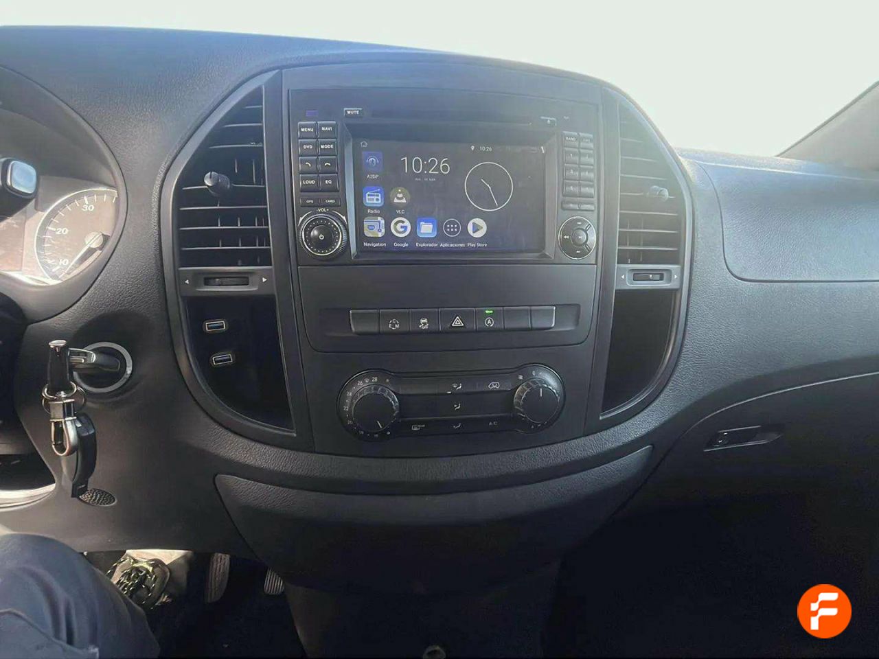 Foto Mercedes-Benz Vito 10