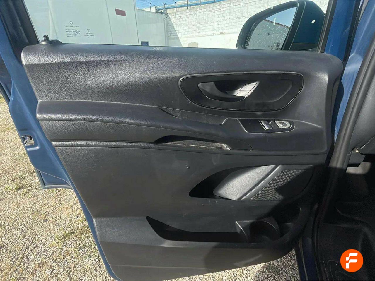Foto Mercedes-Benz Vito 19