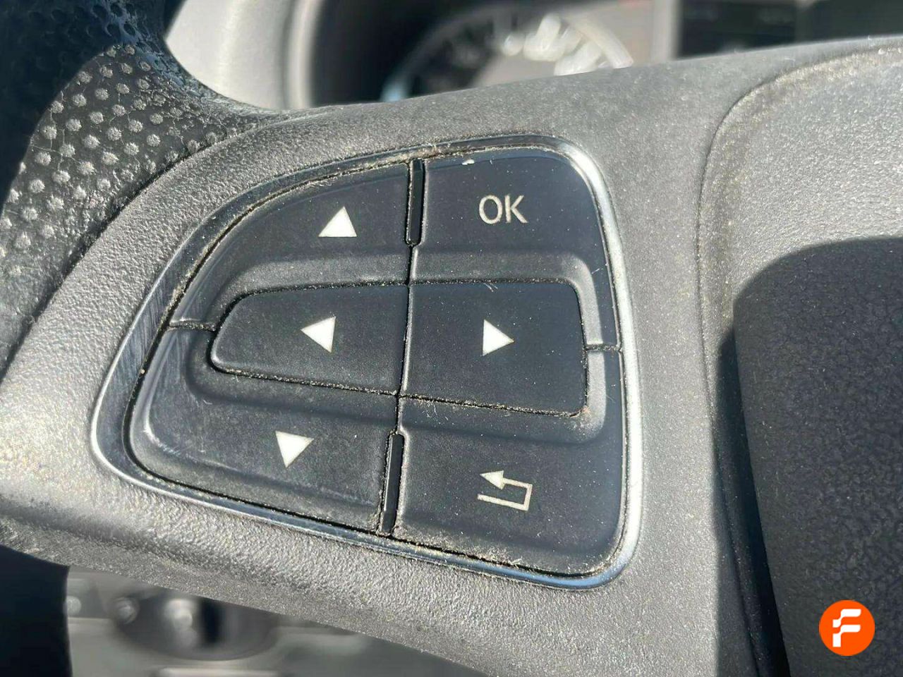 Foto Mercedes-Benz Vito 24