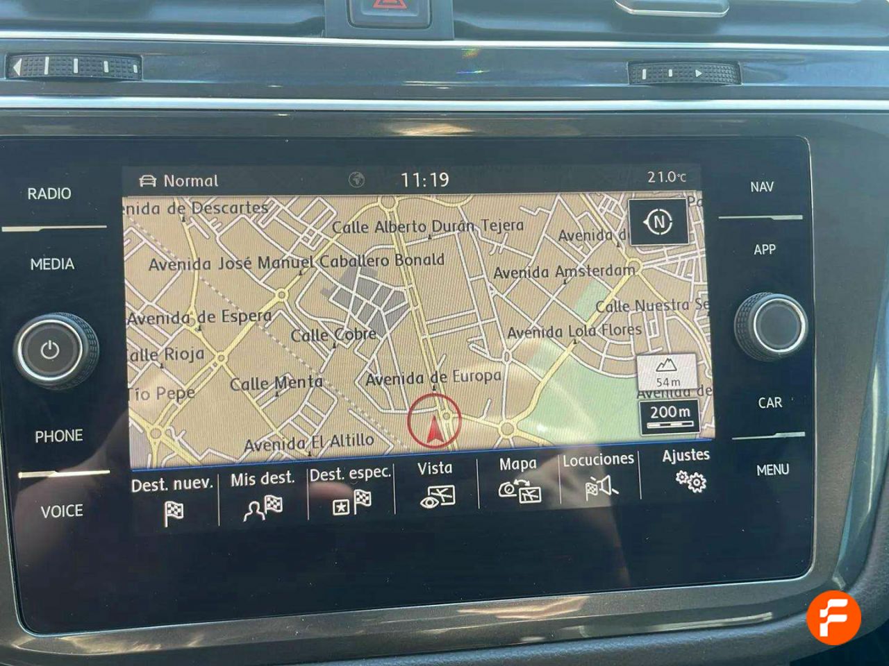 Foto Volkswagen Tiguan 30