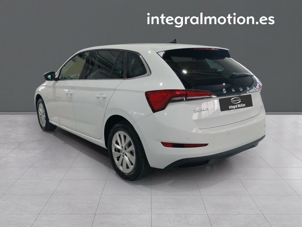 Foto Skoda Scala 4