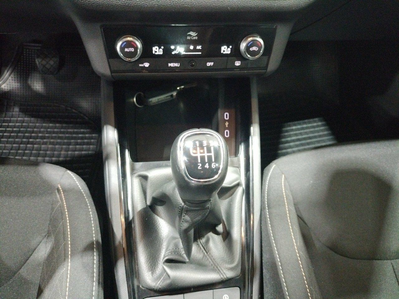 Foto Skoda Scala 18
