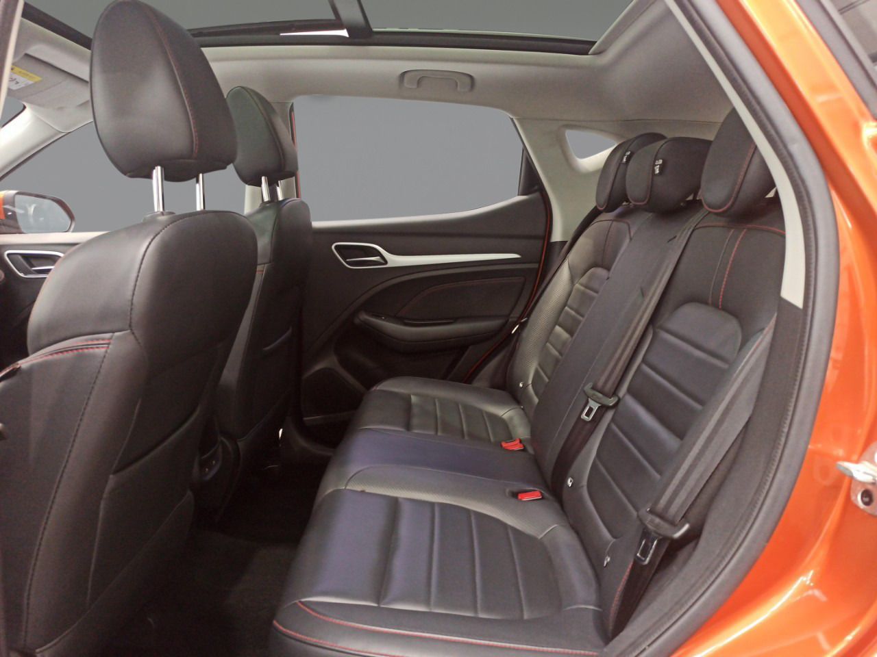 Foto MG ZS 10