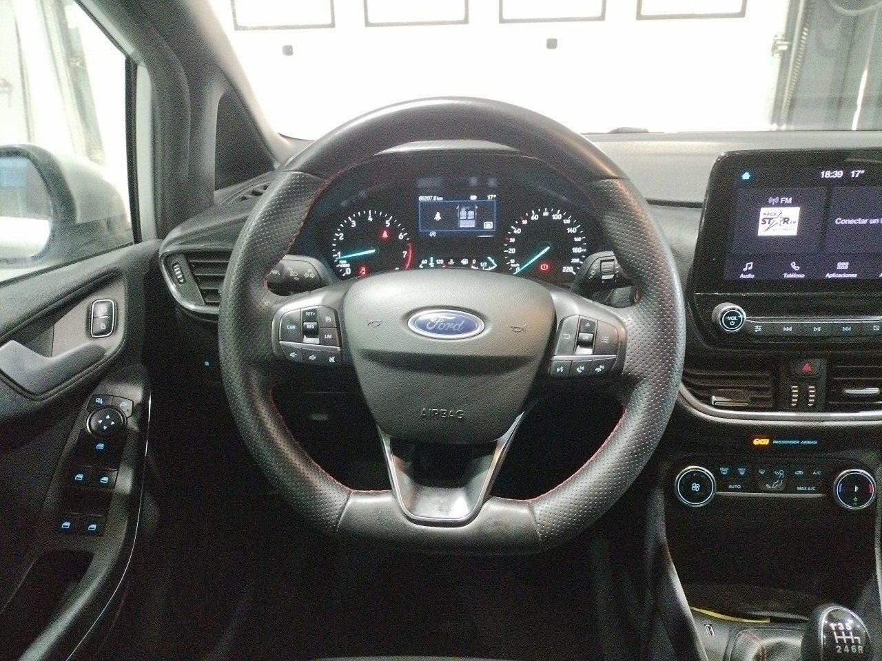 Foto Ford Fiesta 11