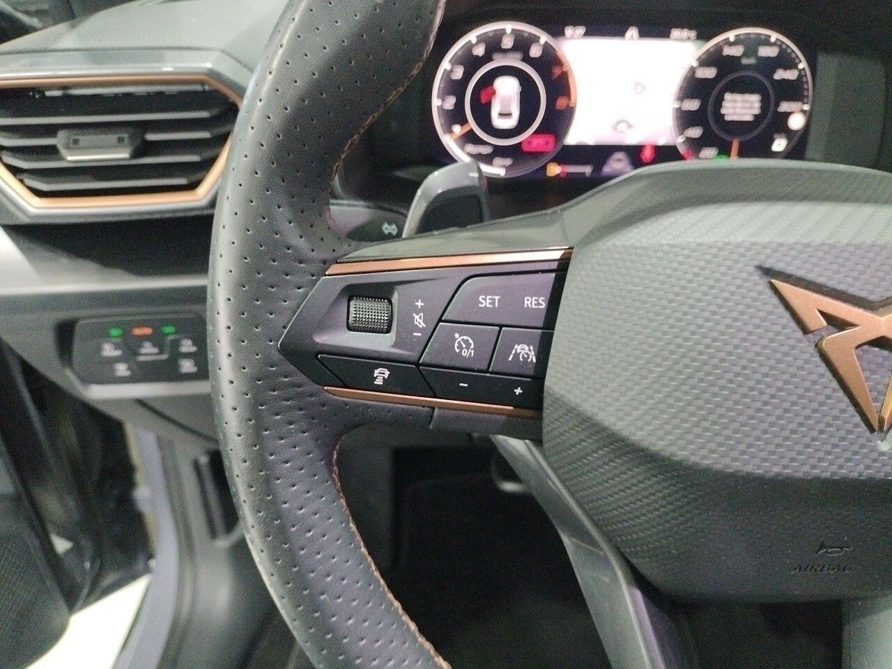 Foto Cupra León 12