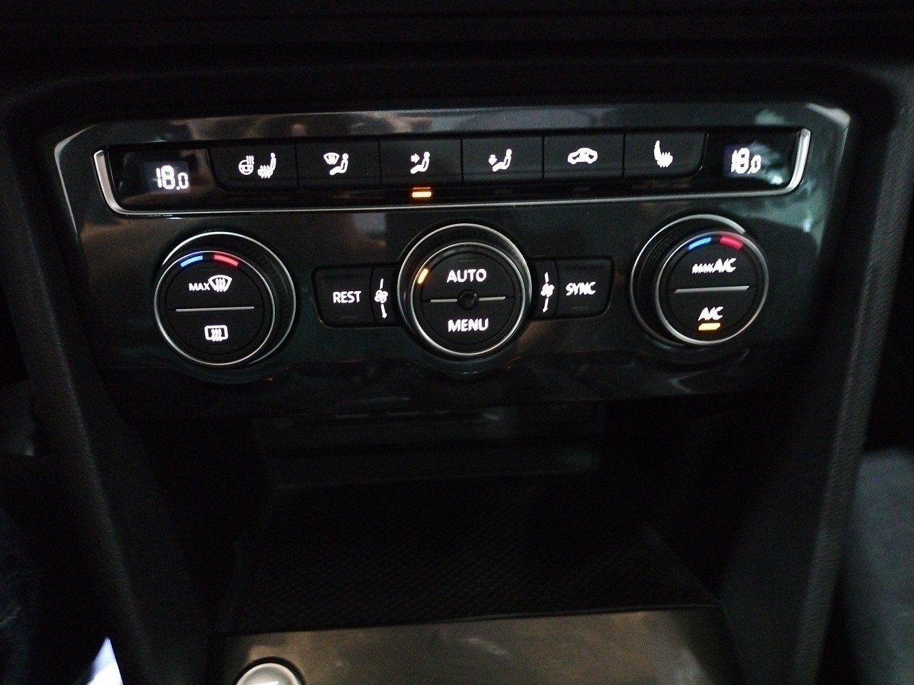 Foto Volkswagen Tiguan 17