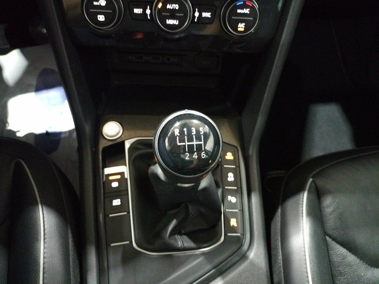 Foto Volkswagen Tiguan 18