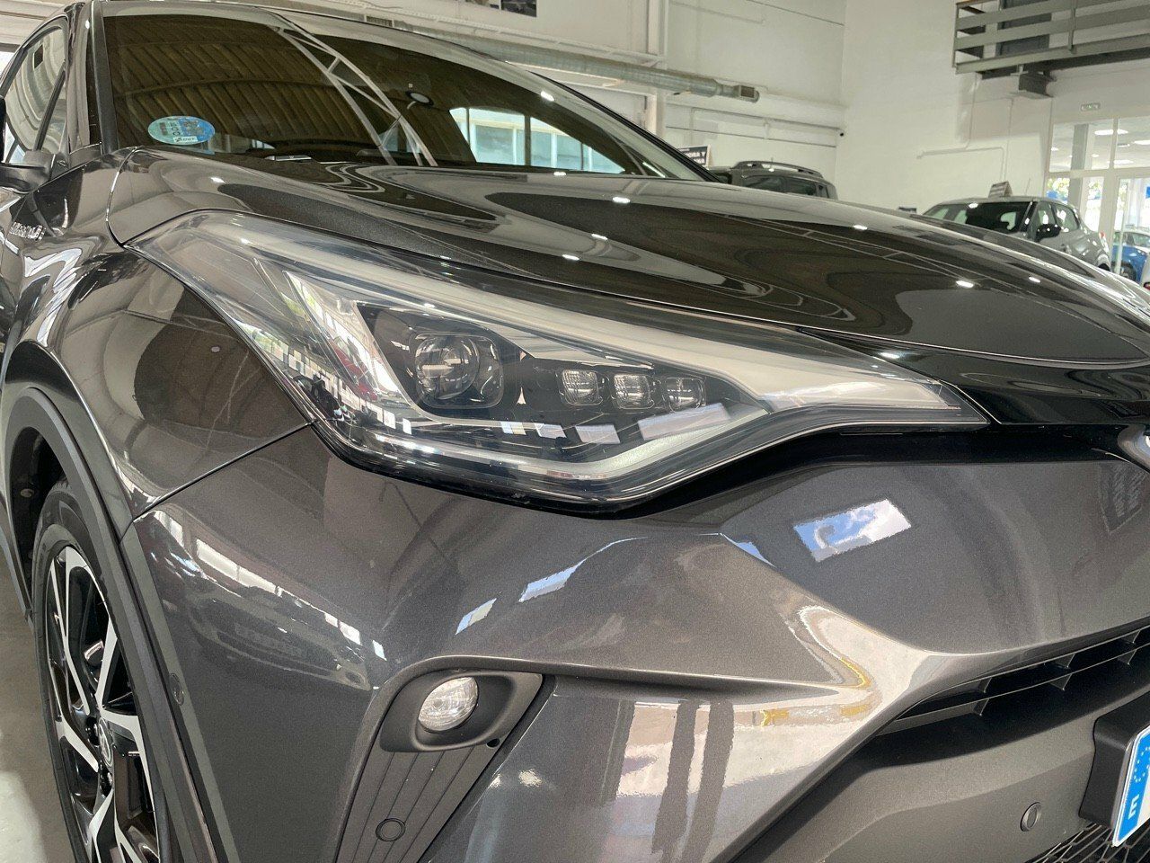 Foto Toyota C-HR 27