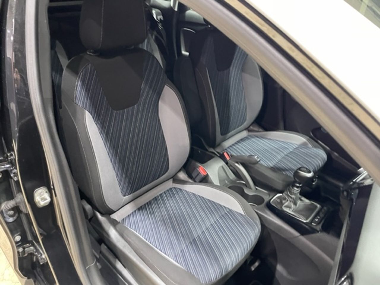 Foto Opel Crossland X 7
