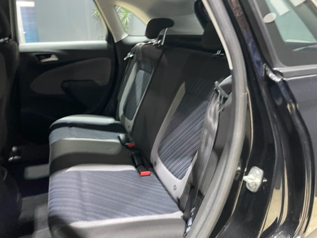 Foto Opel Crossland X 8