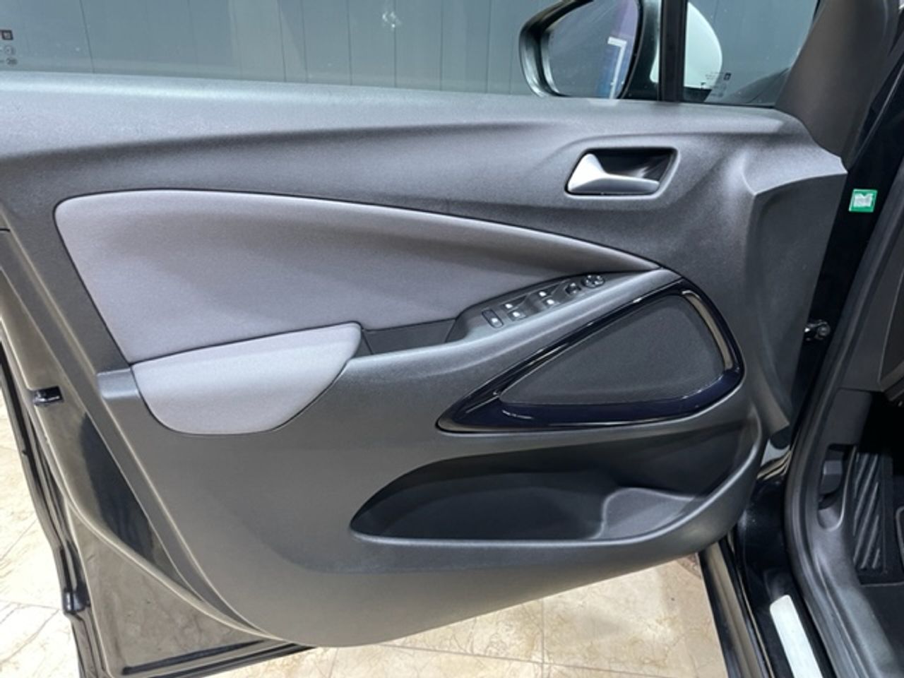 Foto Opel Crossland X 12