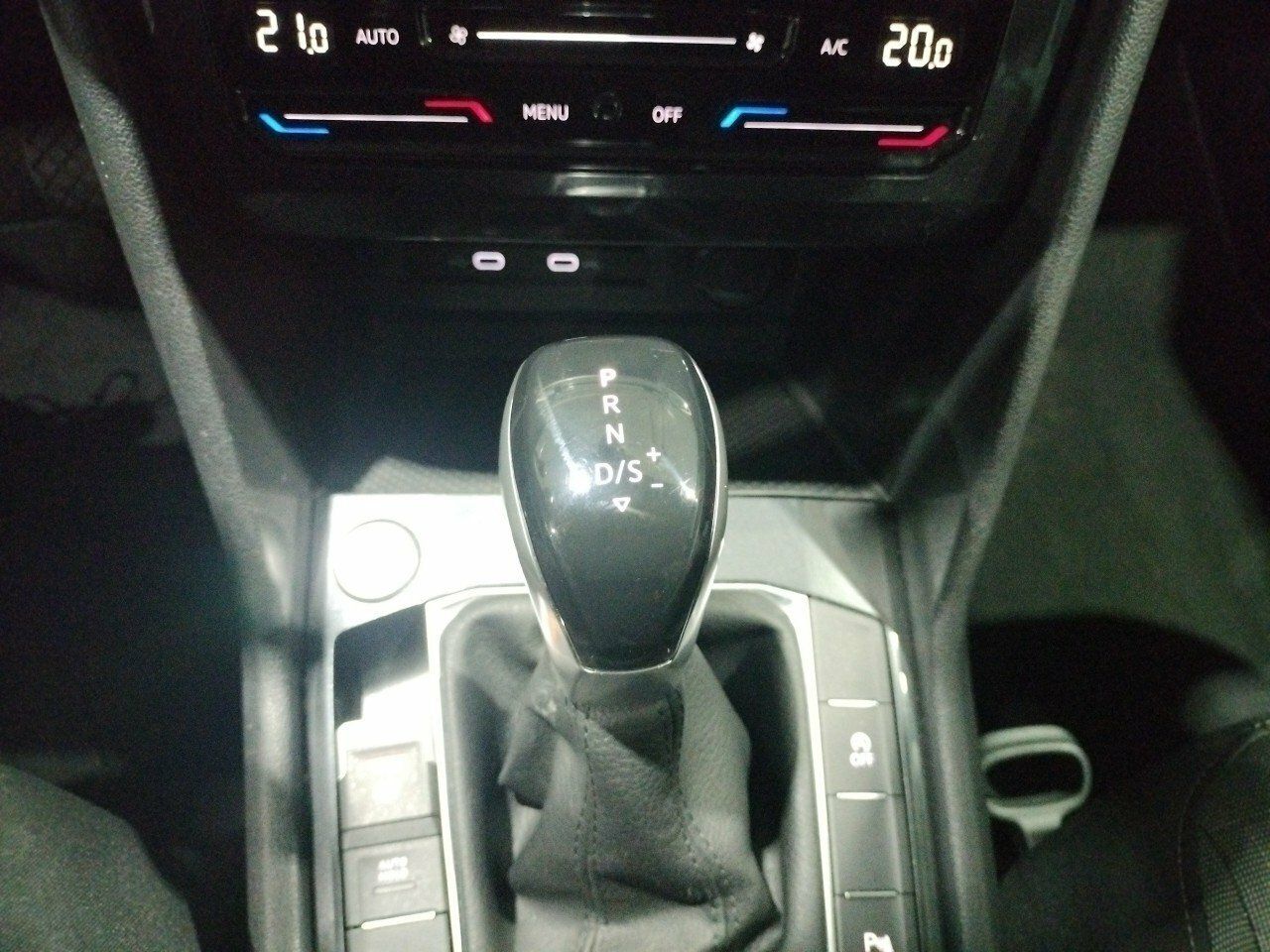 Foto Volkswagen Tiguan 9