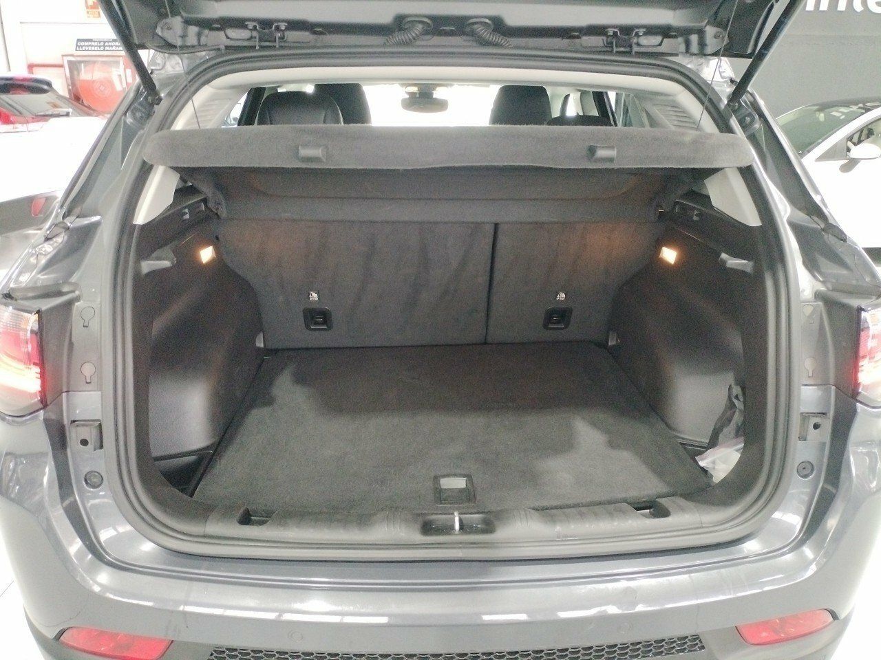 Foto Jeep Compass 30