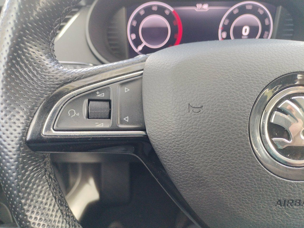 Foto Skoda Octavia 12