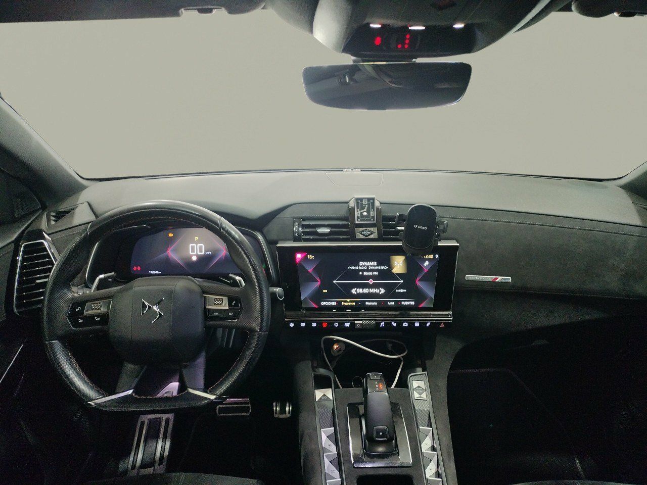 Foto DS Automobiles DS 7 7