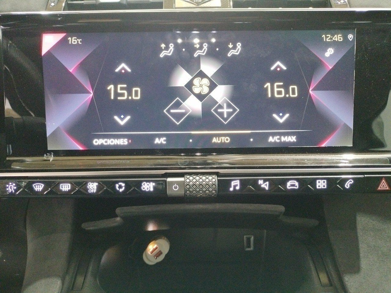 Foto DS Automobiles DS 7 17