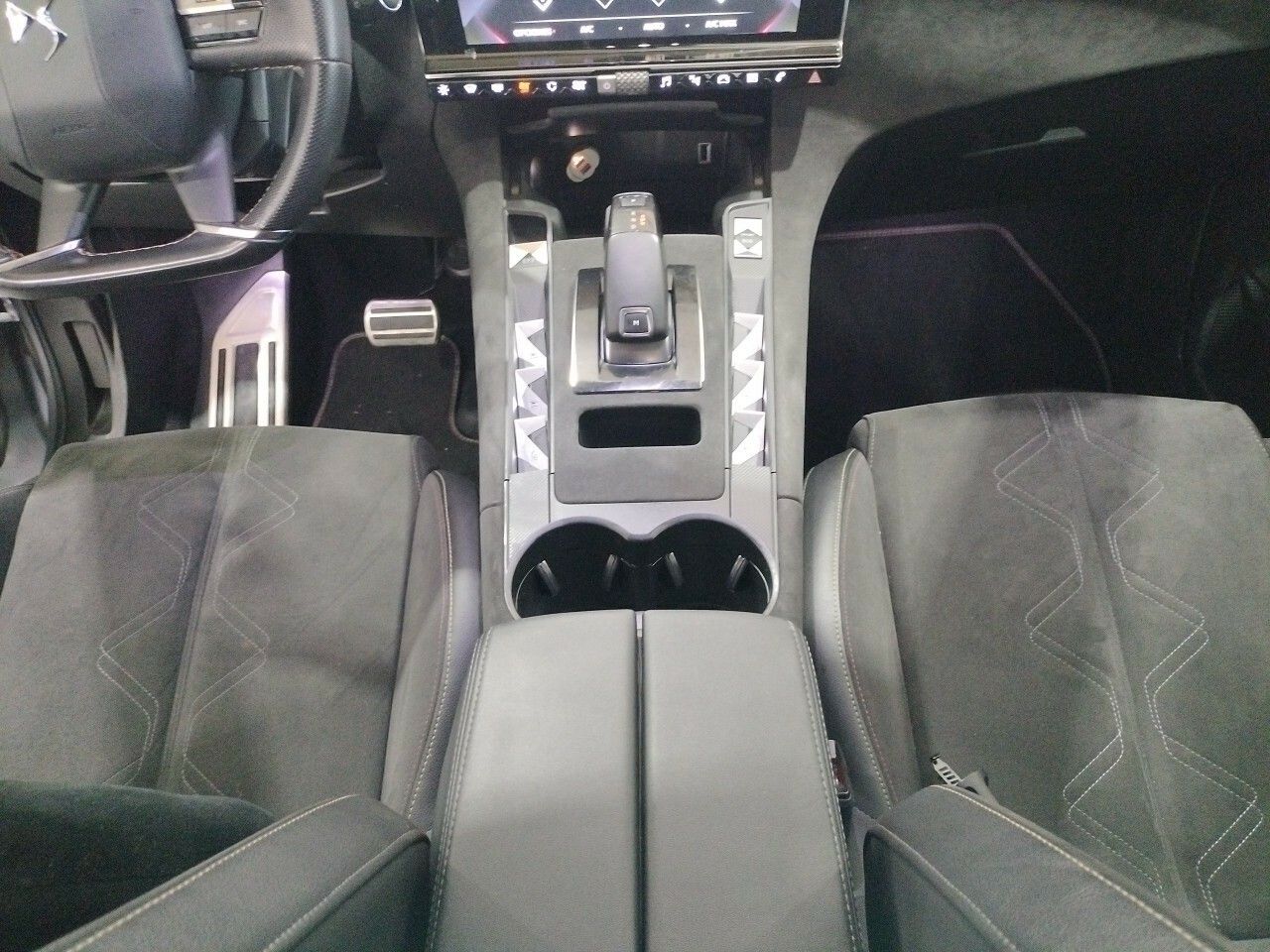 Foto DS Automobiles DS 7 22