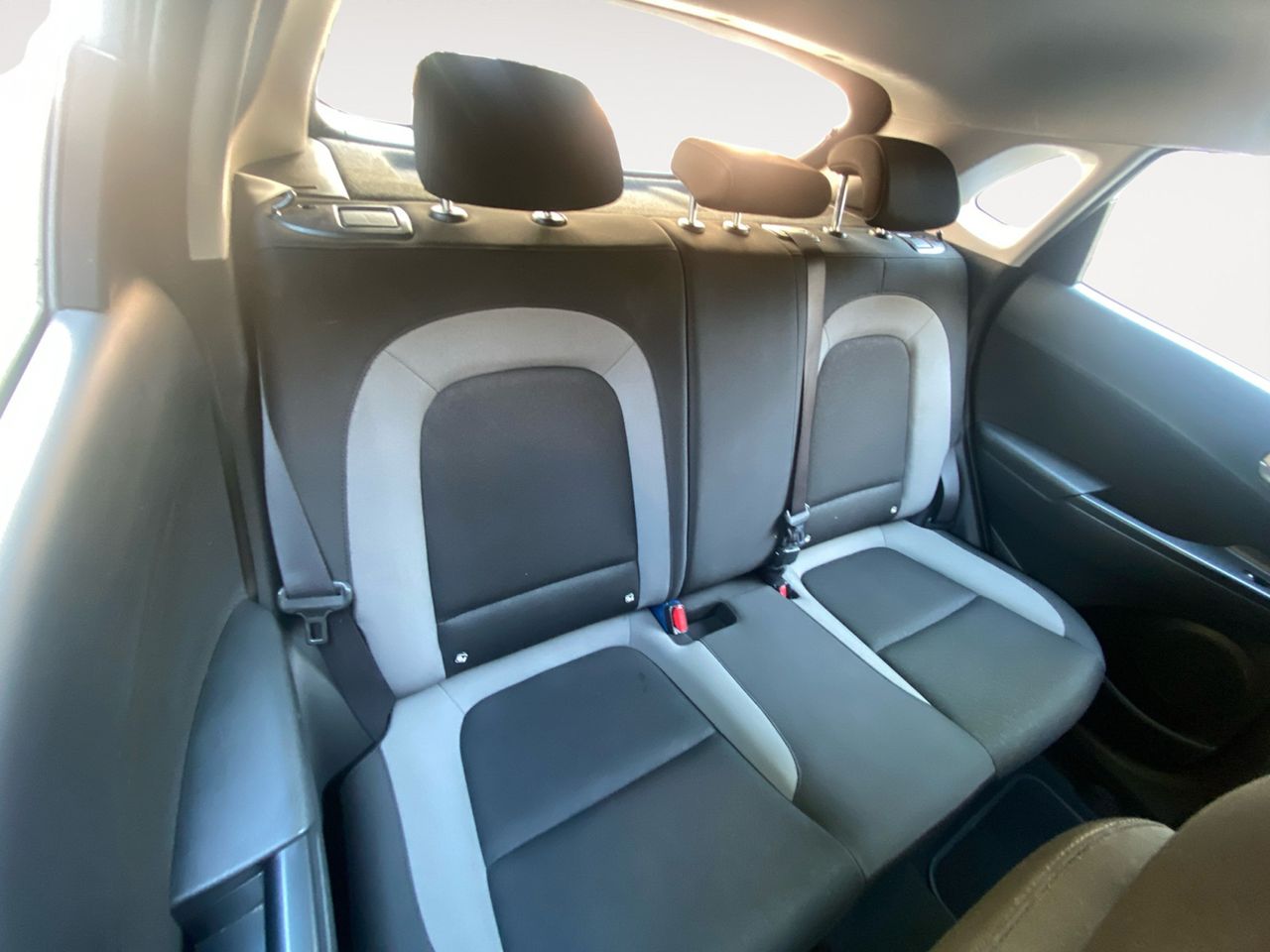 Foto Hyundai Kona 9