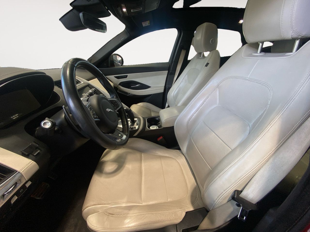 Foto Jaguar E-Pace 8