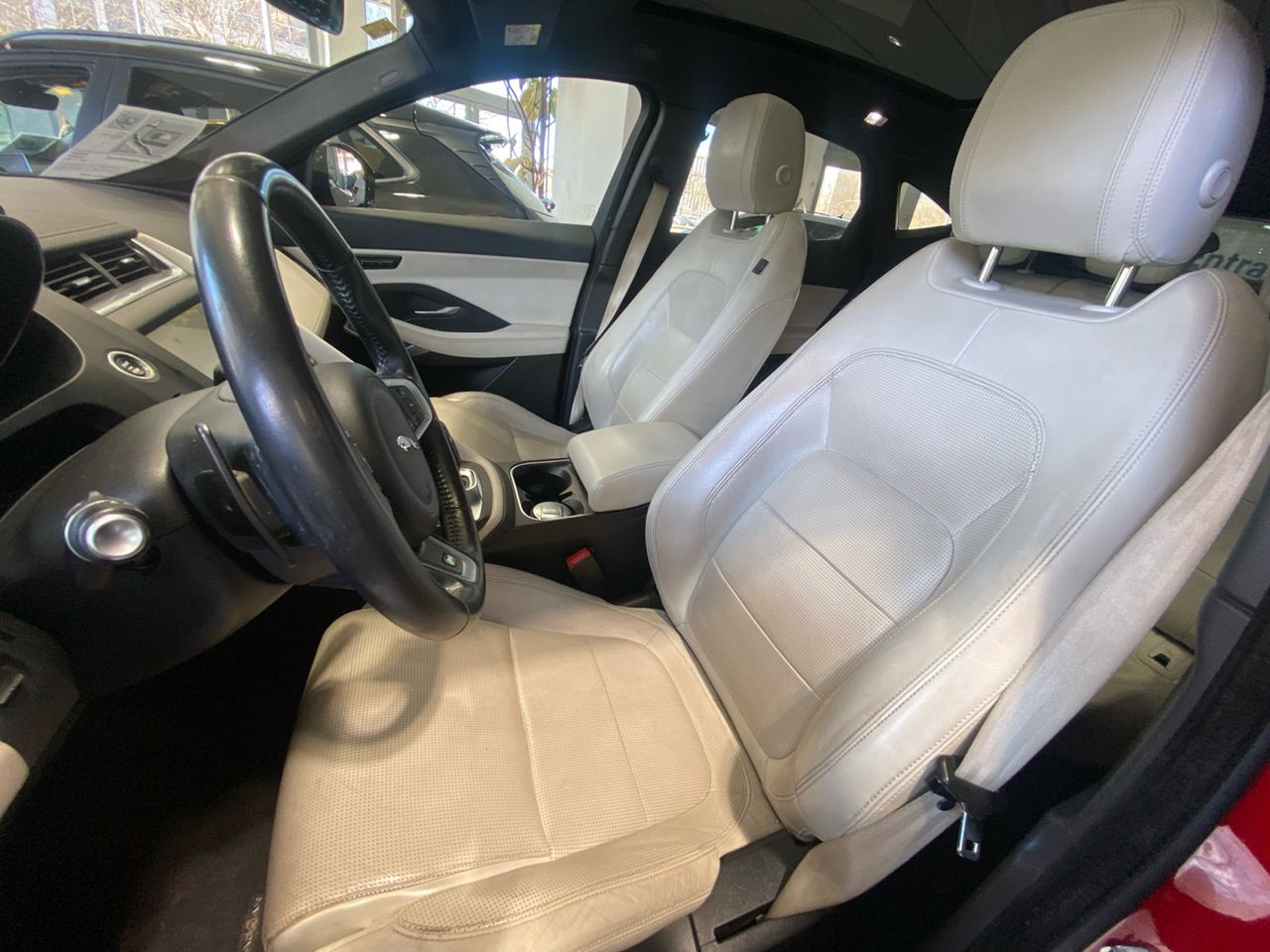 Foto Jaguar E-Pace 19