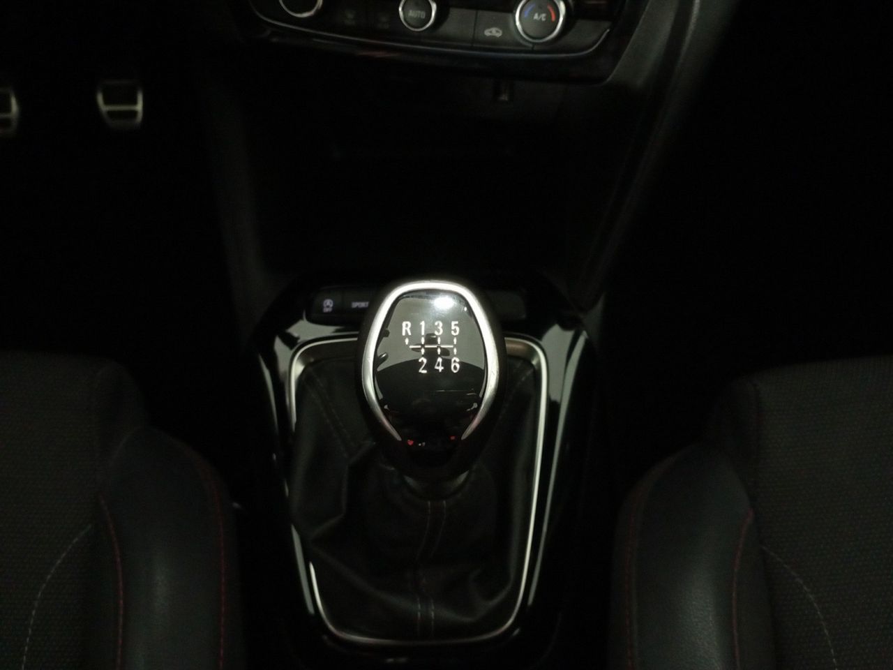 Foto Opel Corsa 12