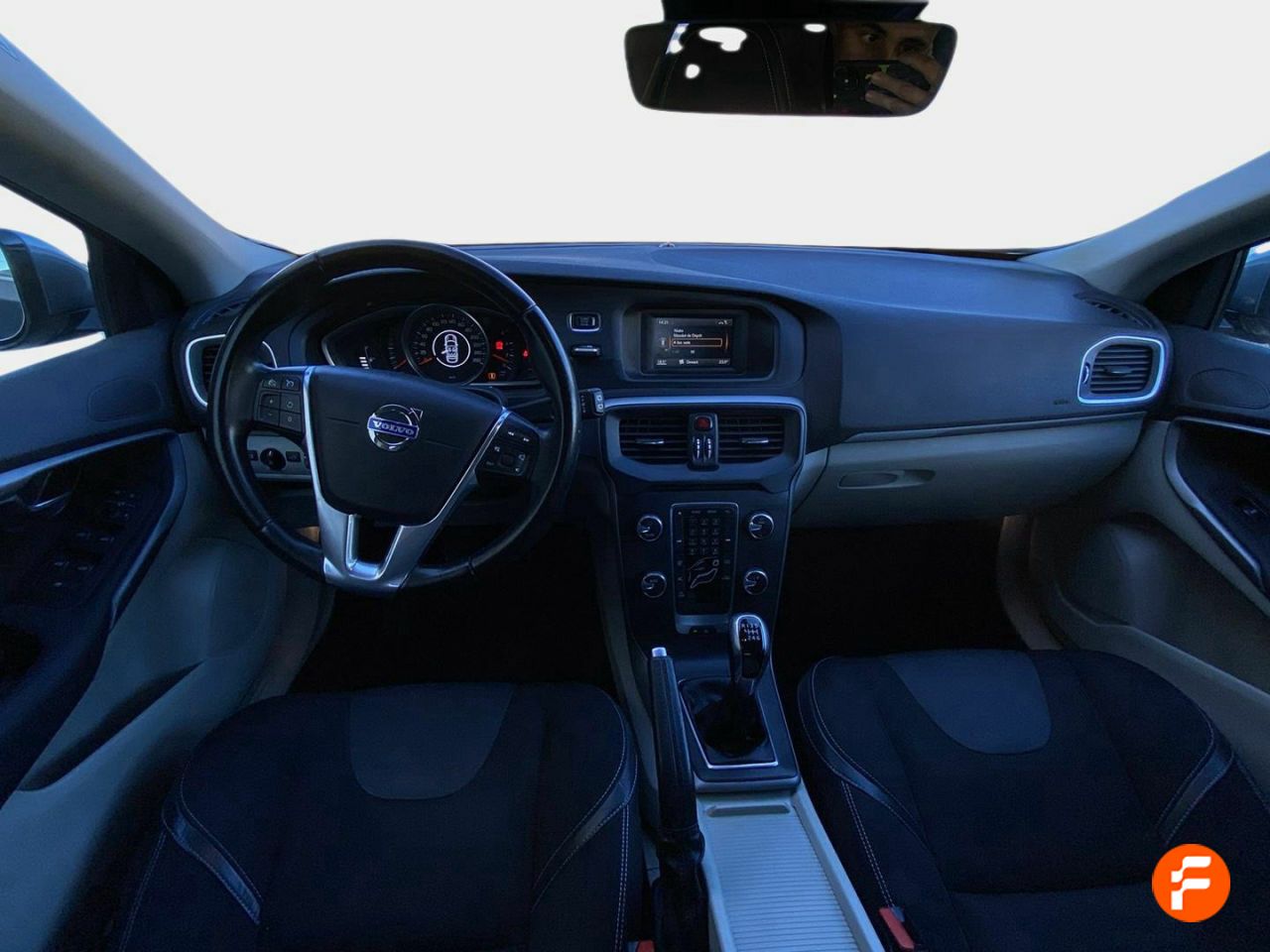 Foto Volvo V40 10