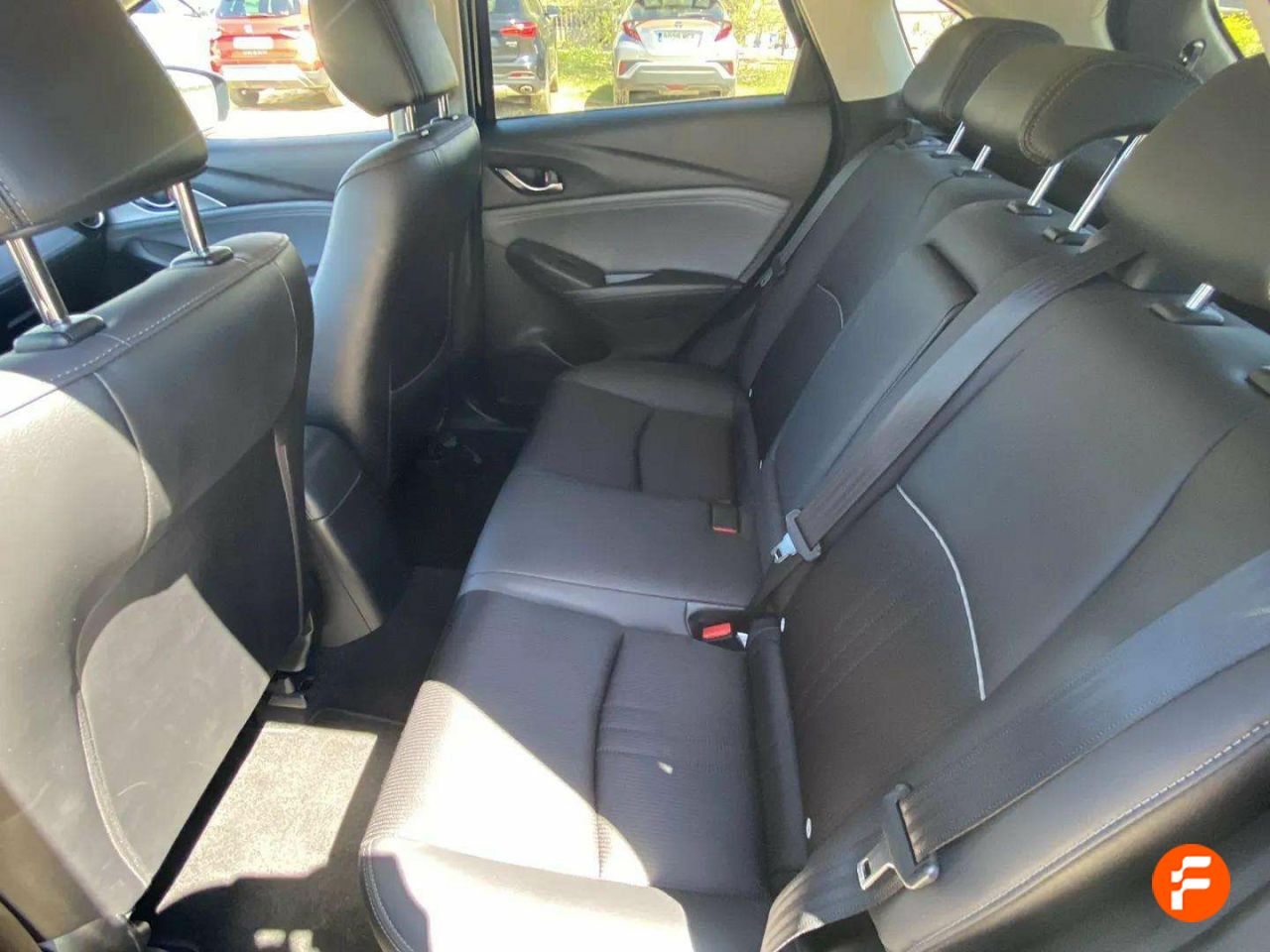 Foto Mazda CX-3 15
