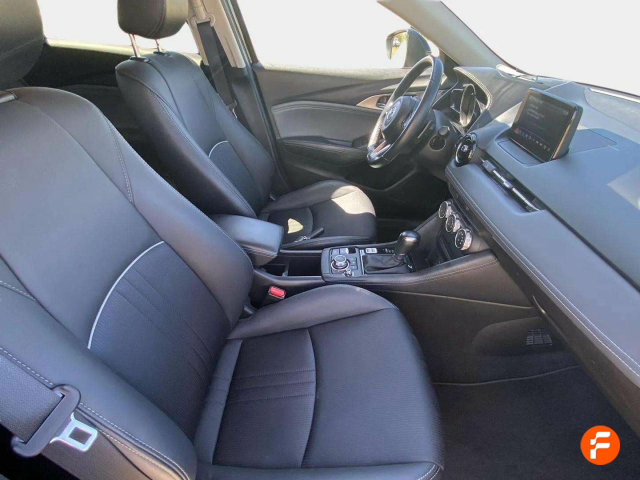 Foto Mazda CX-3 17