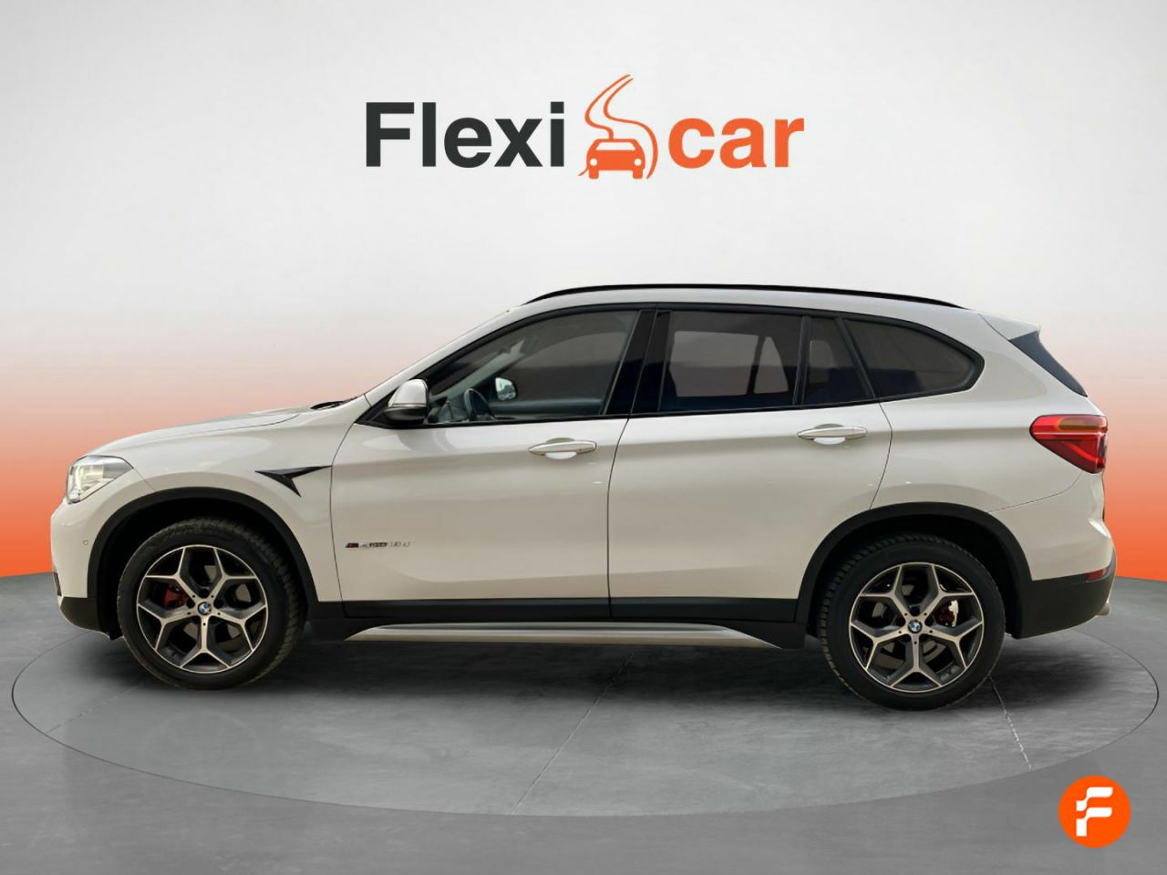 Foto BMW X1 4