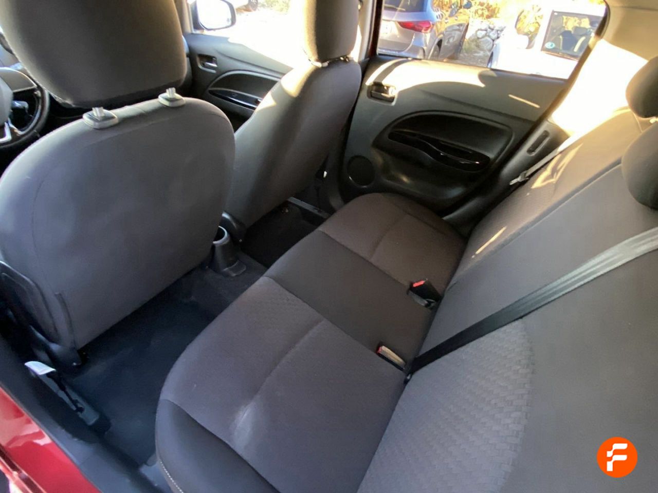 Foto Mitsubishi Space Star 18