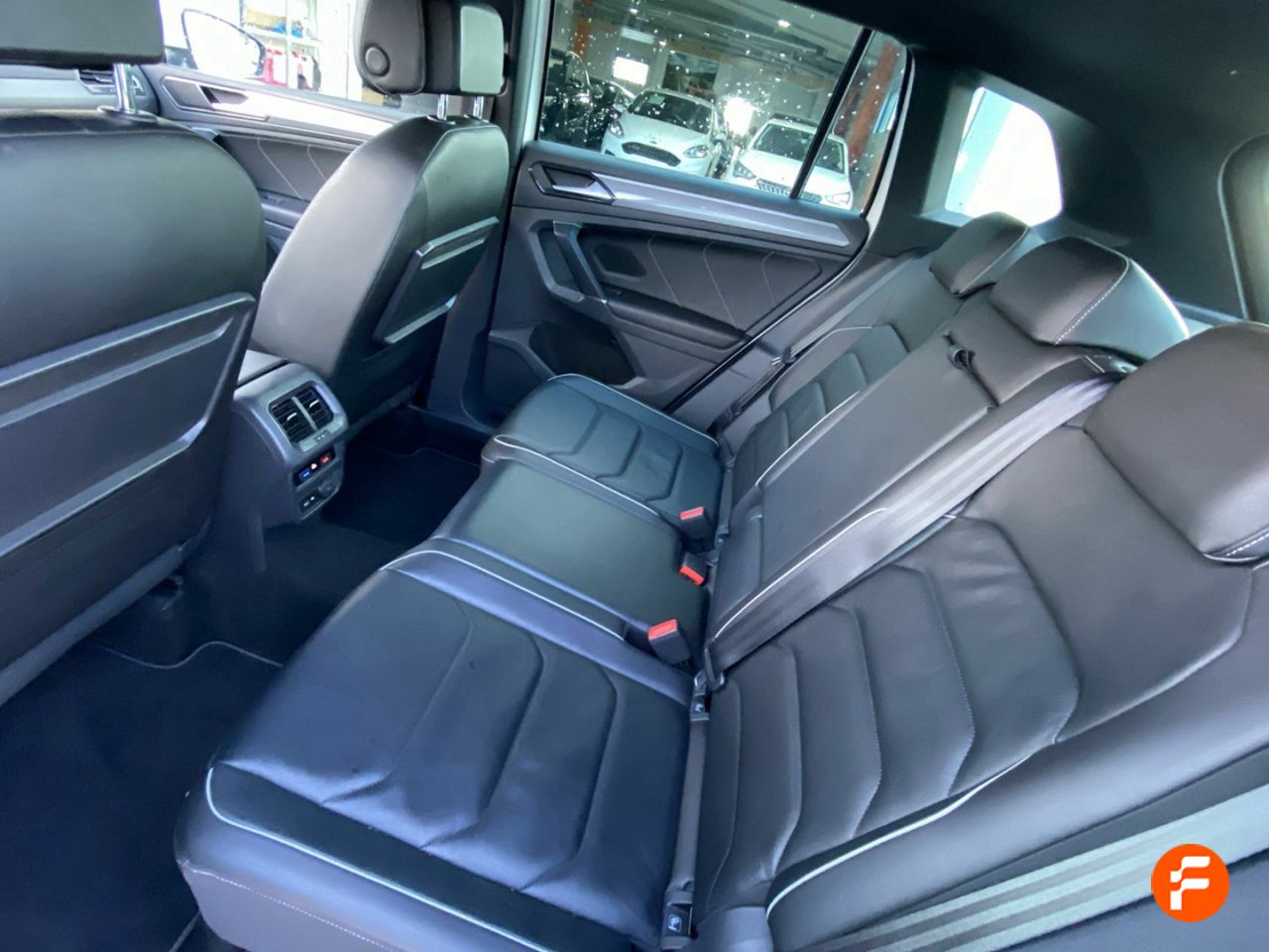 Foto Volkswagen Tiguan 18