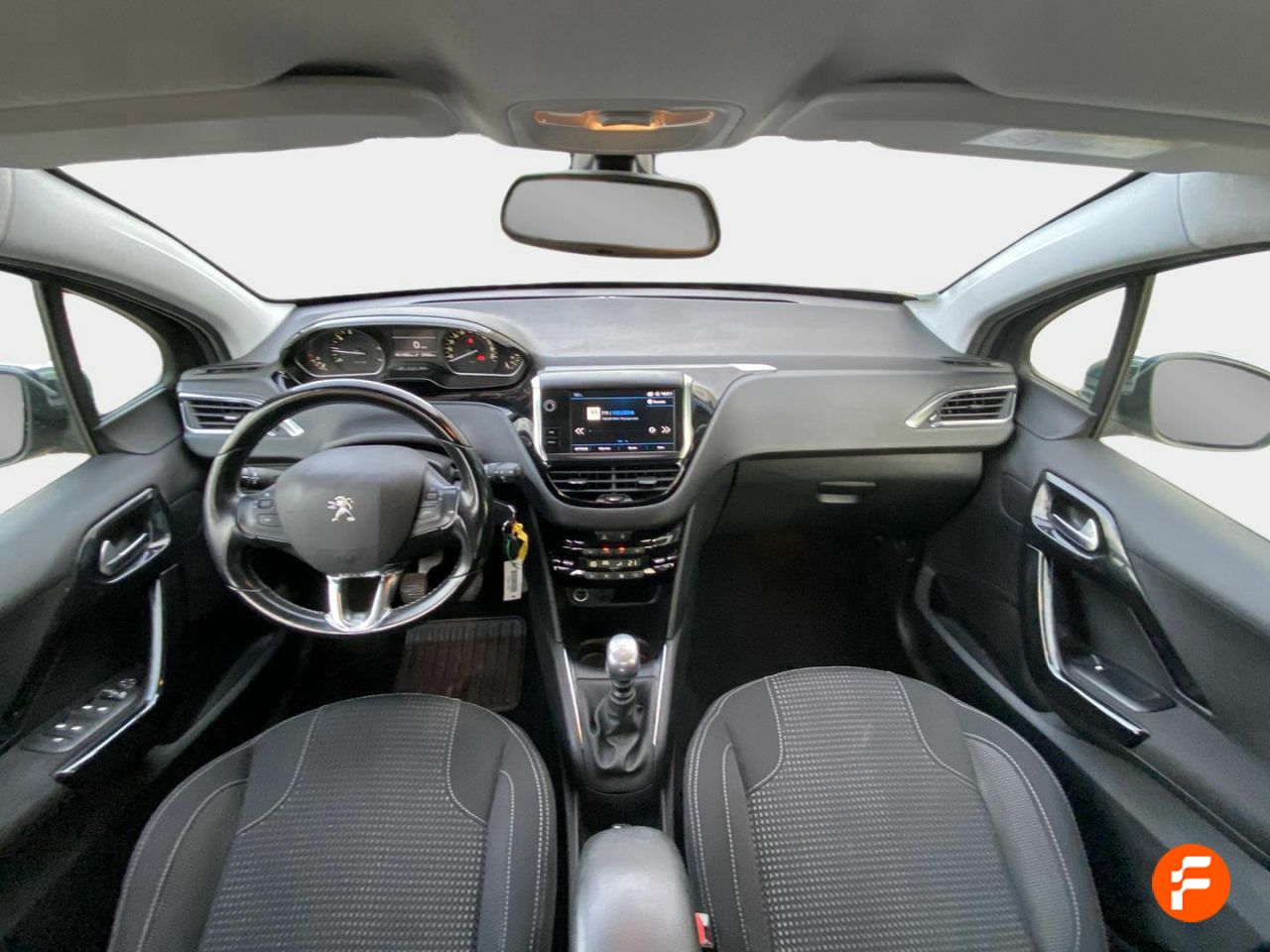 Foto Peugeot 208 10