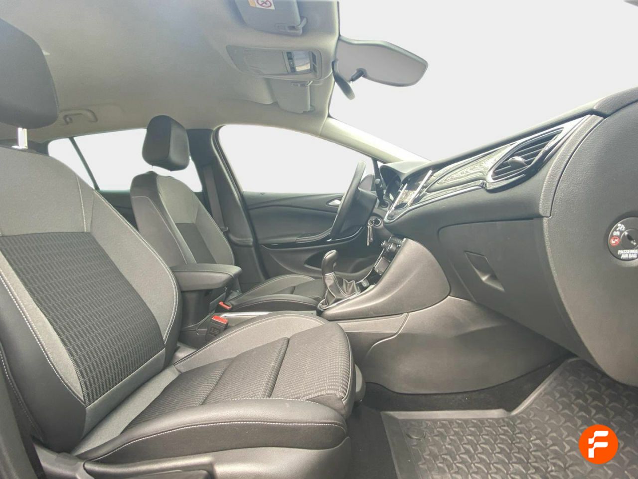 Foto Opel Astra 14