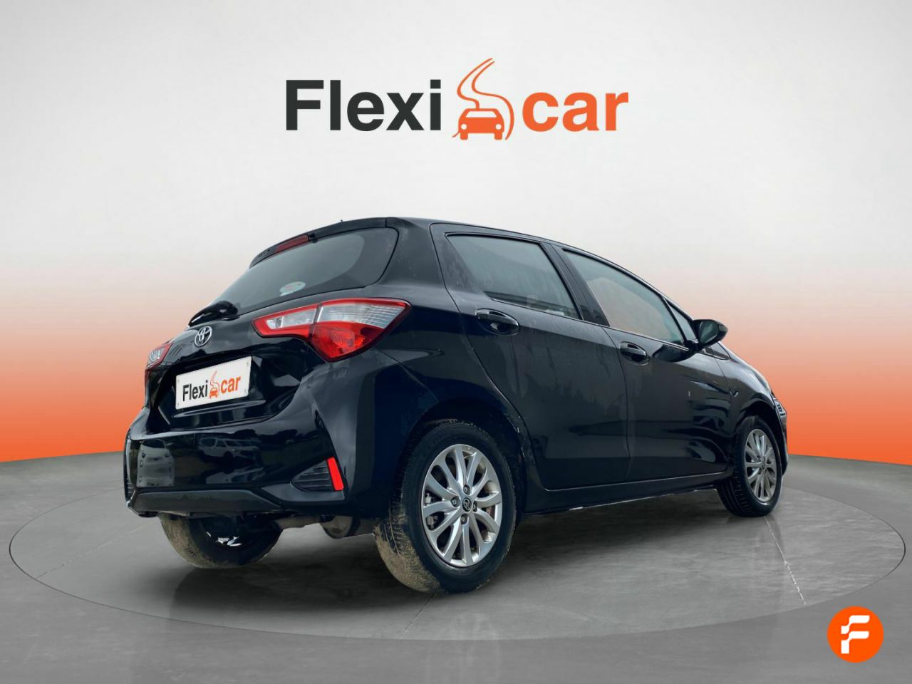 Foto Toyota Yaris 8