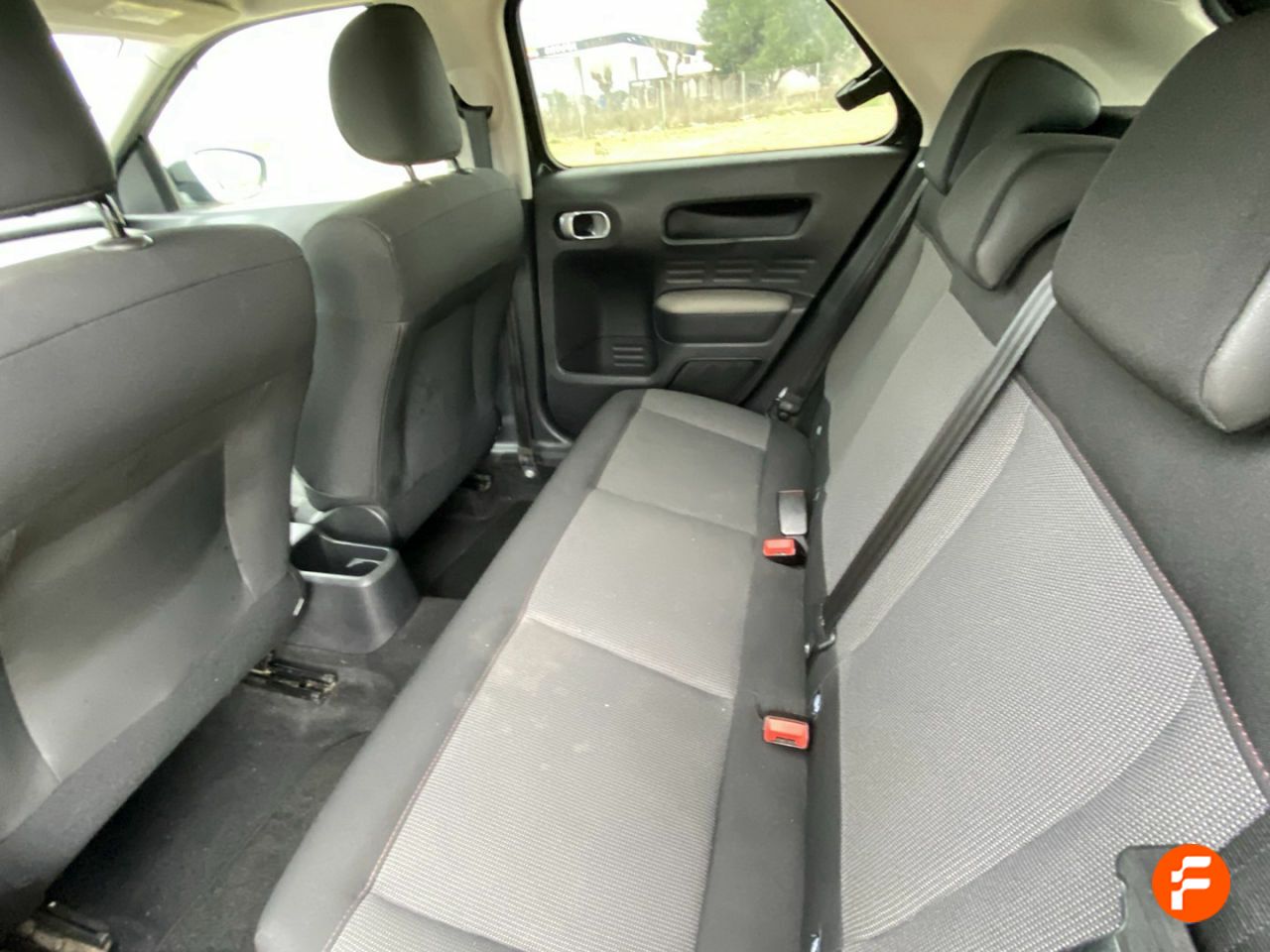 Foto Citroën C4 Cactus 17