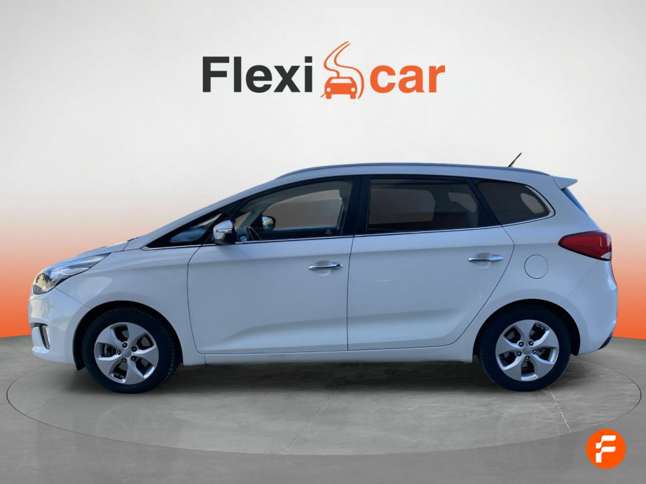 Foto Kia Carens 4