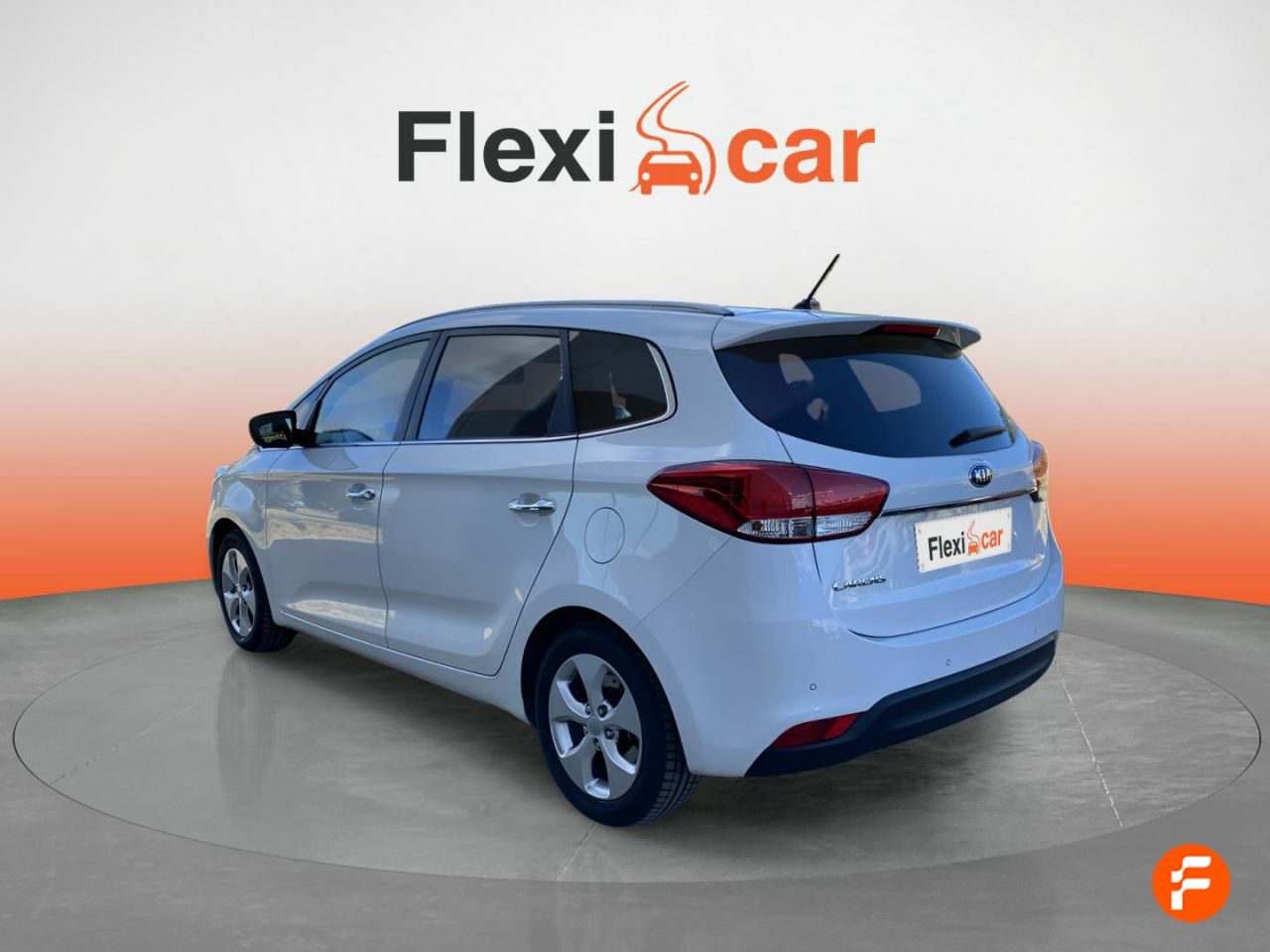 Foto Kia Carens 5