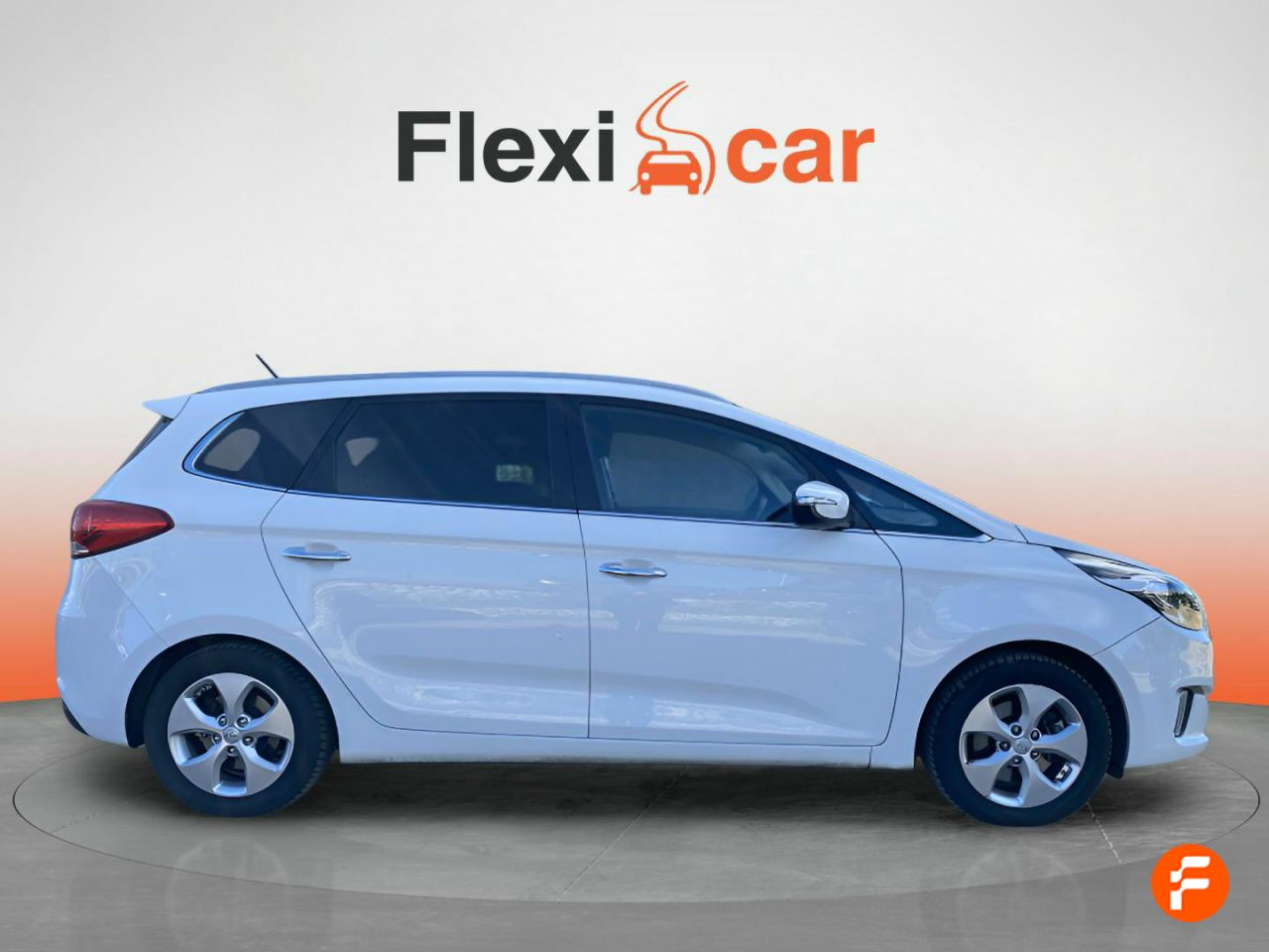 Foto Kia Carens 9