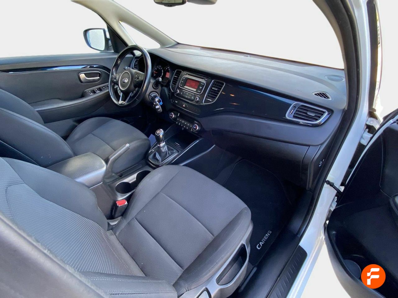 Foto Kia Carens 18