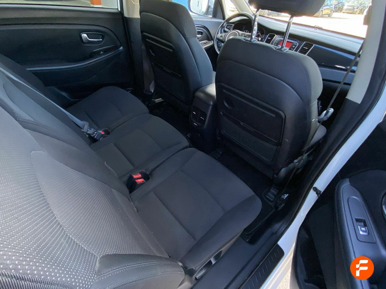 Foto Kia Carens 19