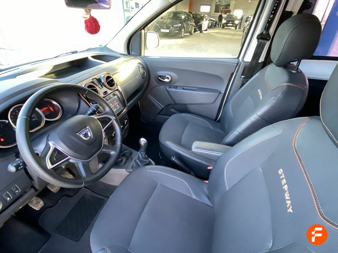 Foto Dacia Dokker 18