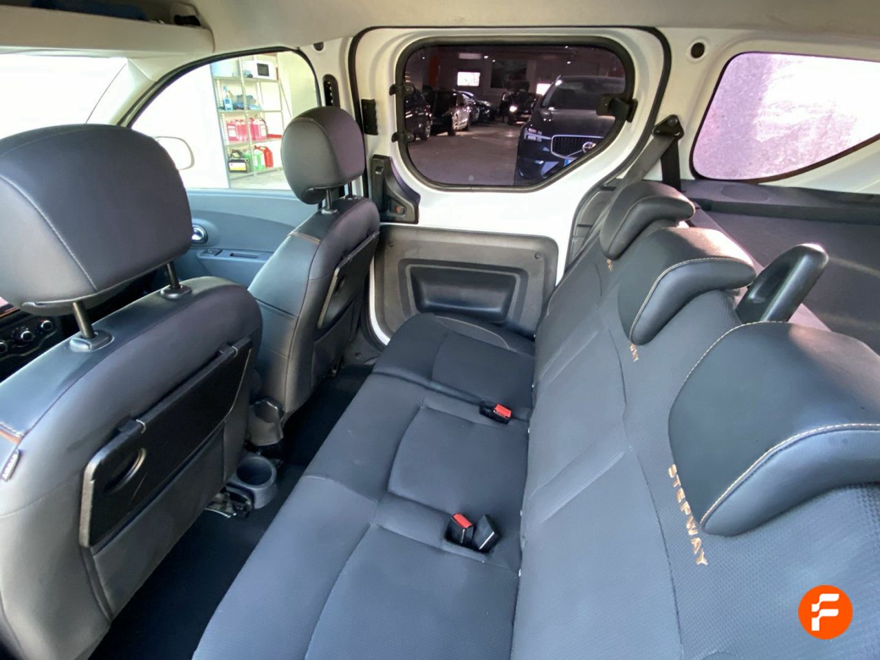 Foto Dacia Dokker 19